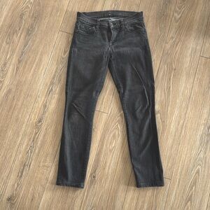Black Skinny jeans